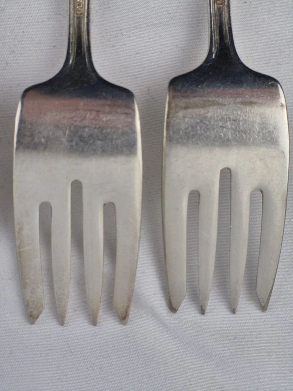 Luxor Plate Wallace Dorothy Q Silverplate Dessert Forks Set of 4